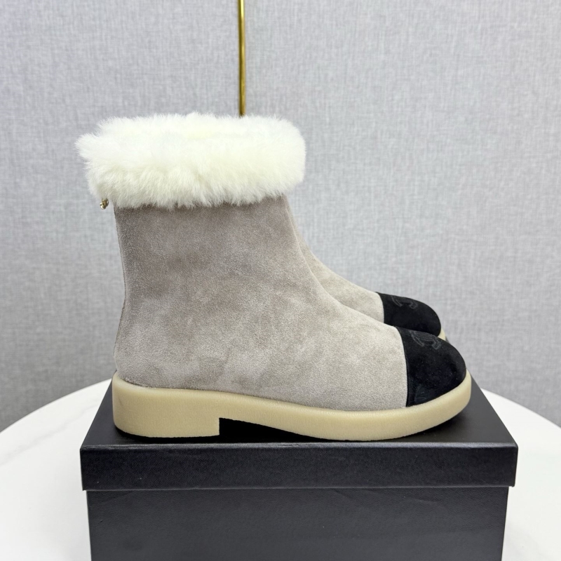 Ch**el boots